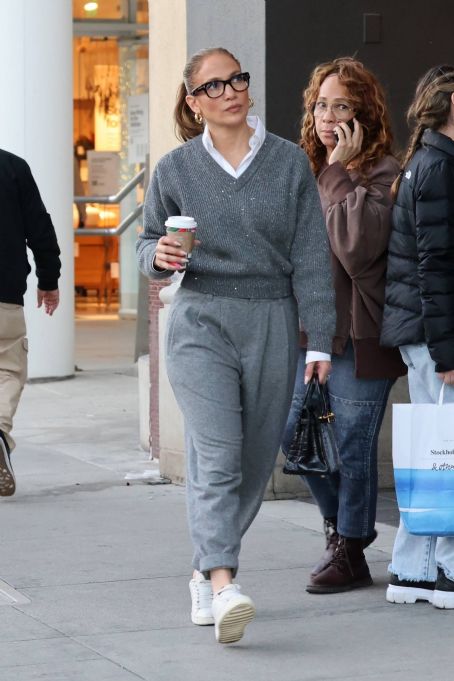 Jennifer Lopez – Seen with a friend in Beverly Hills
