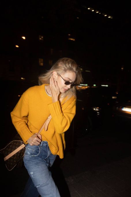 Gigi Hadid – Seen while leaving her hotel in Paris