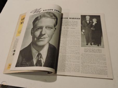 Nelson Eddy - Movie Mirror Magazine Pictorial [United States] (November 1938)