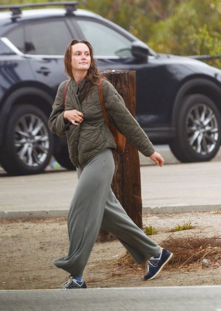 Leighton Meester – shows her surfing skills in Malibu
