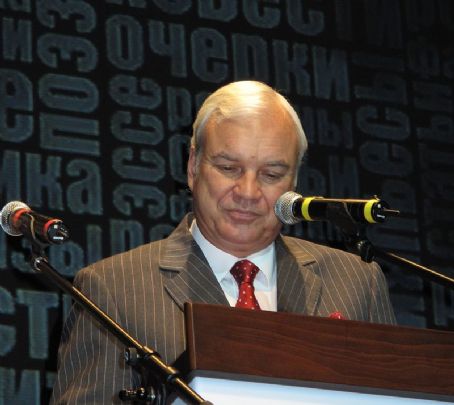 Vladimir Molchanov