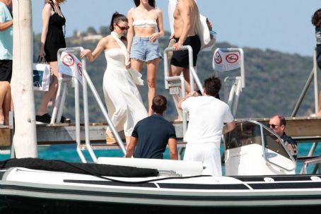 Nicola Peltz – Spotted while arriving at Club 55 in Saint Tropez