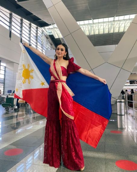 Michelle Arceo- Departure From The Philippines For Miss Environment ...