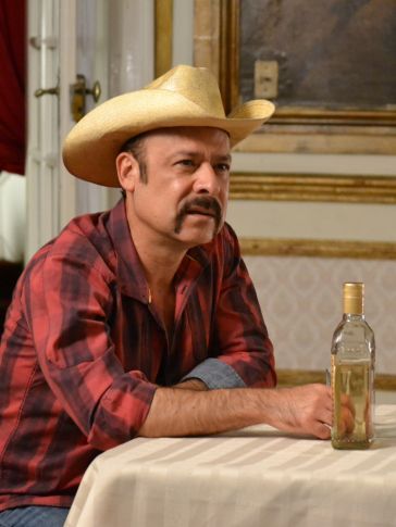 Who is Irineo Alvarez dating? Irineo Alvarez girlfriend, wife