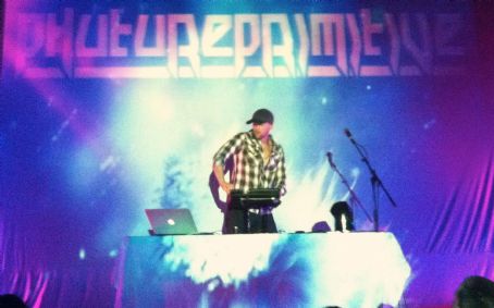 Phutureprimitive