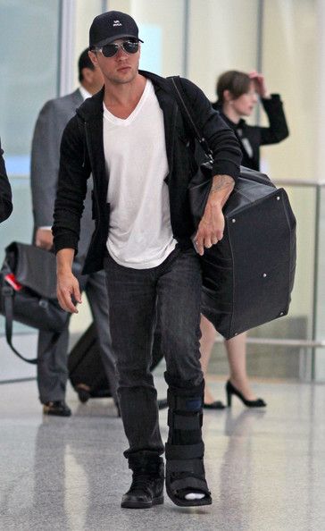 Ryan Phillippe at Pearson International Airport - FamousFix