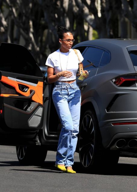 Lori Harvey – Seen on Melrose Place in West Hollywood | Lori Harvey