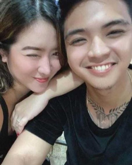Nonrev Daquina and Angeline Quinto - Hookup