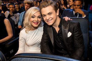 Hunter Hayes and Libby Barnes - Dating, Gossip, News, Photos