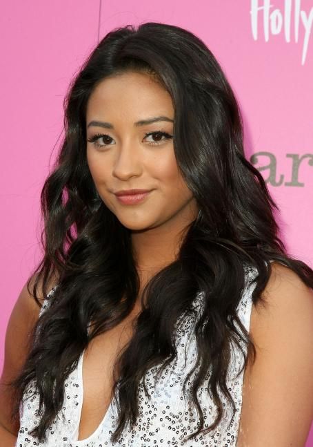 Shay Mitchell - 12 annual Young Hollywood Awards - Ebell of Los Angeles ...