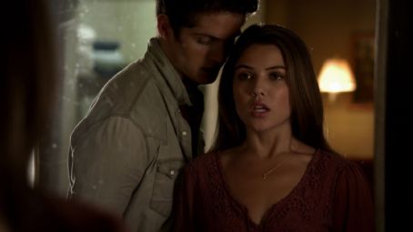 The Originals: 02x07 Screencaps | Danielle Campbell Picture #38792532 ...