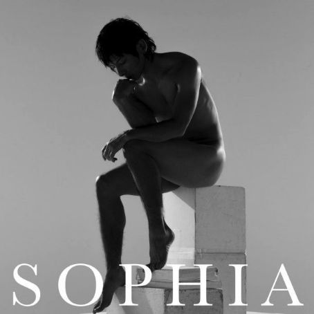 未来大人宣言- Sophia - FamousFix.com post