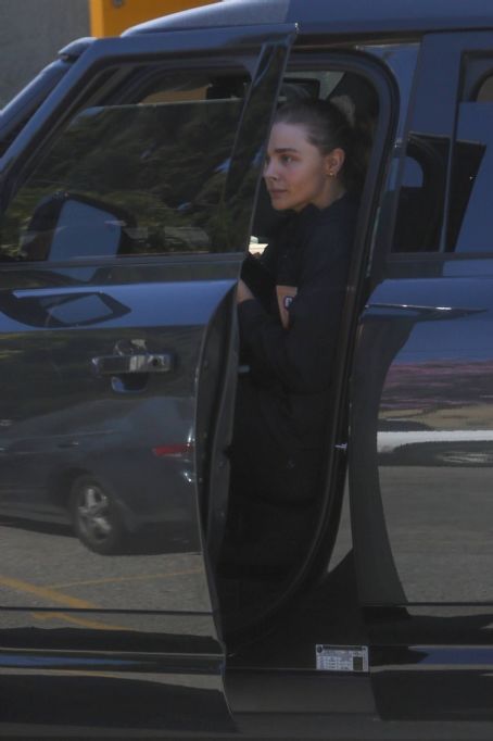 Chloe Grace Moretz – Out in athleisure attire in Hollywood | Chloë