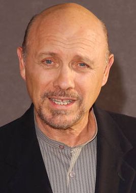 Hector Elizondo