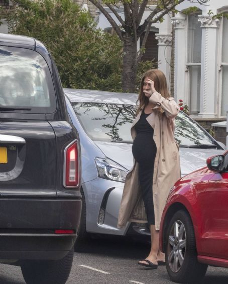 Millie Mackintosh – Leaving her home in London