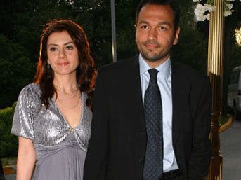 Gökçe Bahadir and Ali Sunal