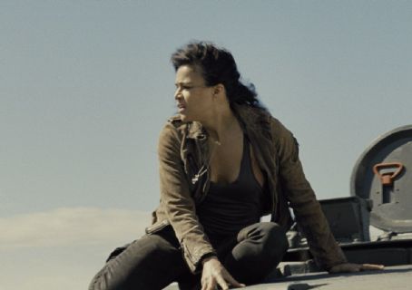 Michelle Rodriguez - Fast & Furious 6