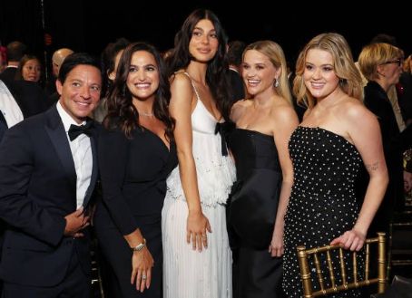 Scott Neustadter, Lauren Levy Neustadter, Camila Morrone, Reese Witherspoon and Ava Phillippe - The 29th Annual Critics' Choice Awards (2024)