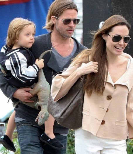 Angelina Jolie and Brad Pitt - Child - Knox Leon
