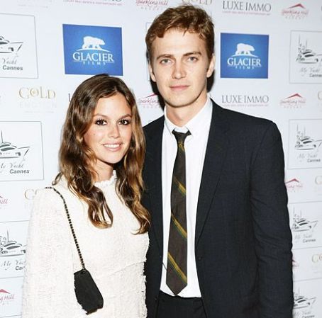 Rachel Bilson Is Pregnant!
