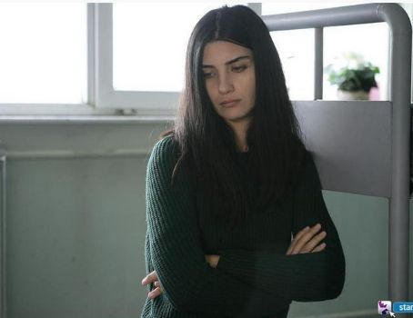 20 Dakika (2012) / Episode 14 | Tuba Büyüküstün Picture #47532840 - 454 ...