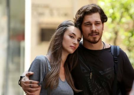 Çagatay Ulusoy and Leyla Lidya Tugutlu - Dating, Gossip, News, Photos