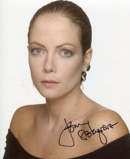 Jenny Seagrove - FamousFix