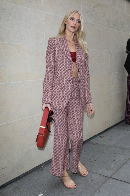 Poppy Delevingne – Stella McCartney Womenswear SS 2023 show as part of Paris Fashion Week