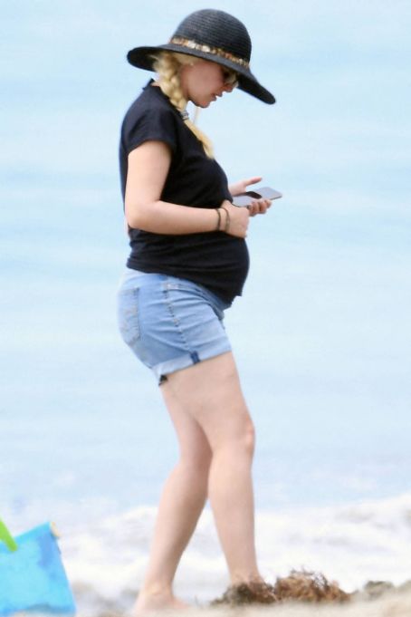 Heidi Montag – Seen at the beach in Los Angeles | Heidi Montag Picture