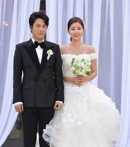 Jae-seok Han and Sol-Mi Park - Marriage