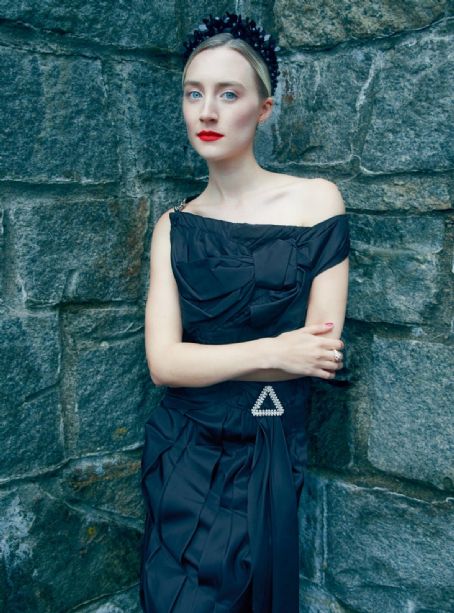 Saoirse Ronan, Harper's Bazaar Magazine February 2019 Cover Photo ...