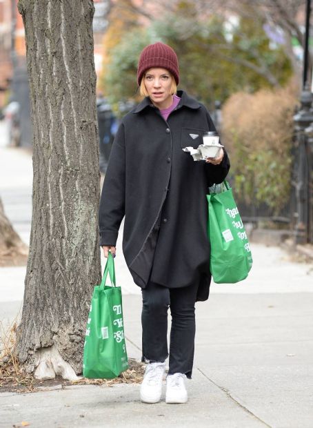 Lily Allen – Seen while on a coffee run in New York