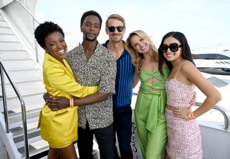 Shantel VanSanten – MDboat At San Diego Comic-Con 2022