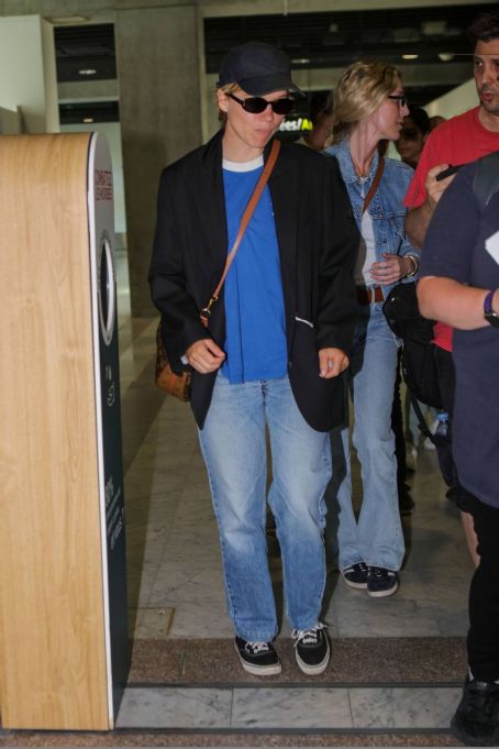 Lea Seydoux – Spotted at Nice Airport