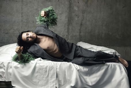 Jared Leto - L'Uomo Vogue Magazine Pictorial [Italy] (December 2021)