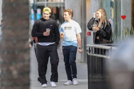 Nicola Peltz and Brooklyn Beckham – Shopping for jewelry at XIV Karats