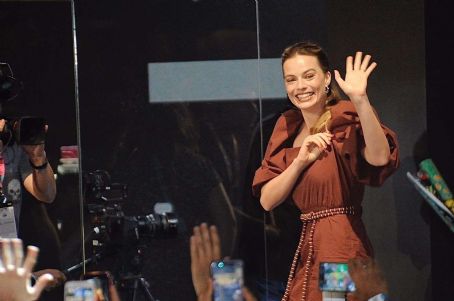 Margot Robbie – Cinemark Panel at CCXP 2019 in Sao Paulo | Margot