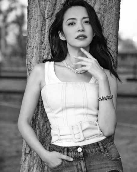 Tao Liu, Chen Yao, Elle Magazine July 2019 Cover Photo - China