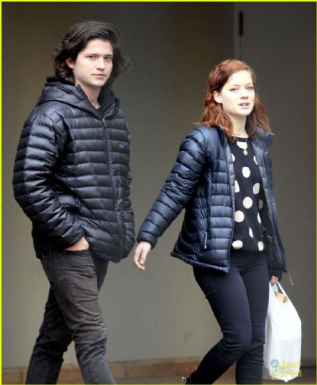 træ arv Ren Jane Levy and Thomas McDonell - Dating, Gossip, News, Photos