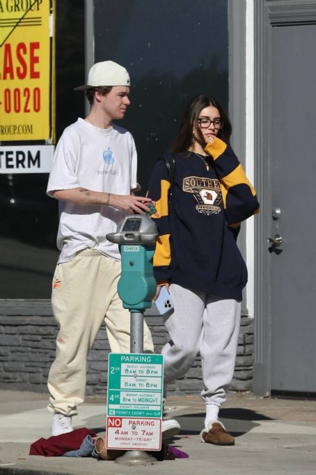 Madison Beer – Seen with boyfriend after Jimmy Kimmel show