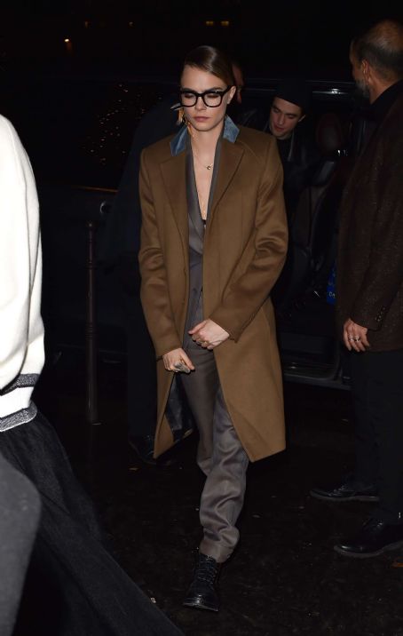 Cara Delevingne – Arriving at Cavier Kaspier Restaurant in Paris | Cara