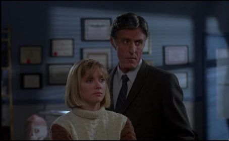Re-Animator - Barbara Crampton, David Gale