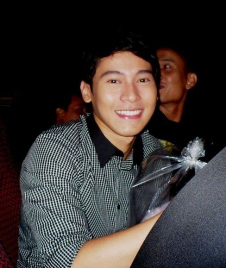 Enchong Dee