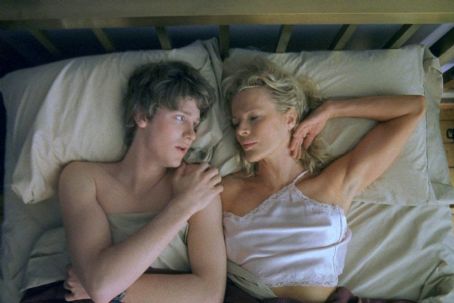 Kim Basinger and Jon Foster