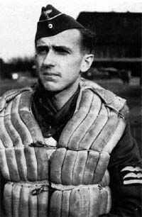Gerhard Sommer (pilot)