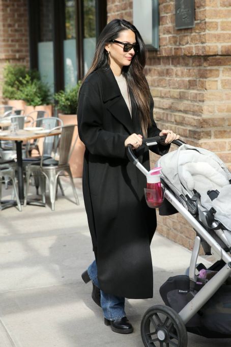 Olivia Munn – Seen with Uppababy stroller in New York City