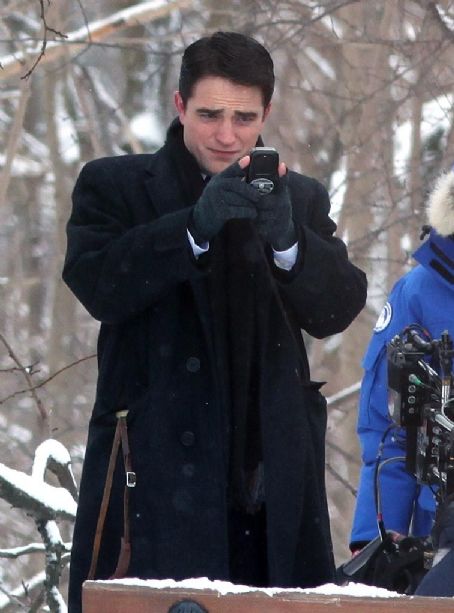Robert Pattinson - Life