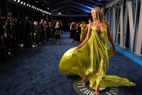 Heidi Klum – 2022 Vanity Fair Oscar Party in Los Angeles
