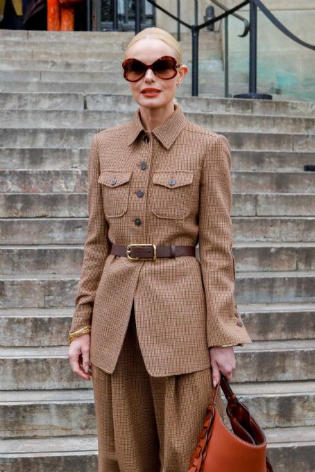 Kate Bosworth – Chloe Fashion Show 2020 in Paris