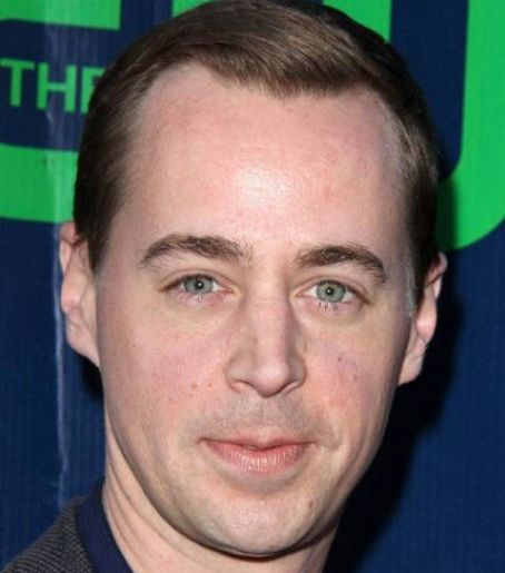 Who is Sean Murray dating? Sean Murray girlfriend, wife